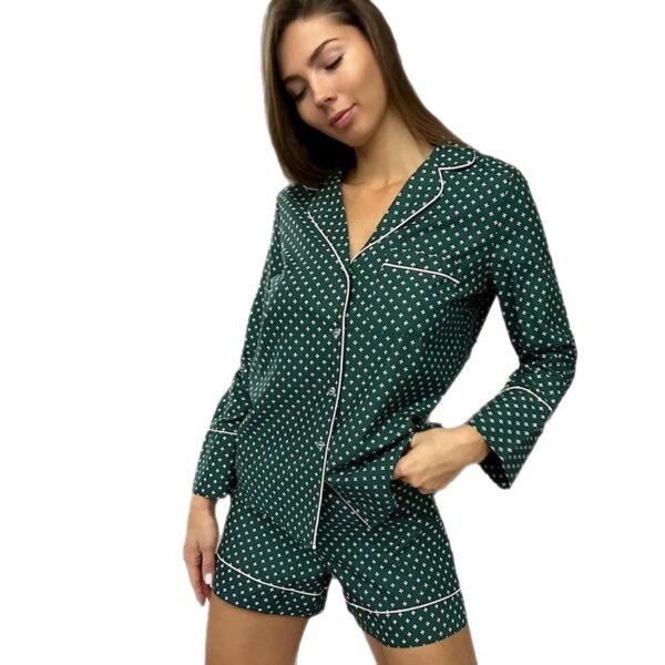 Loose long-sleeve and short-pants loungewear